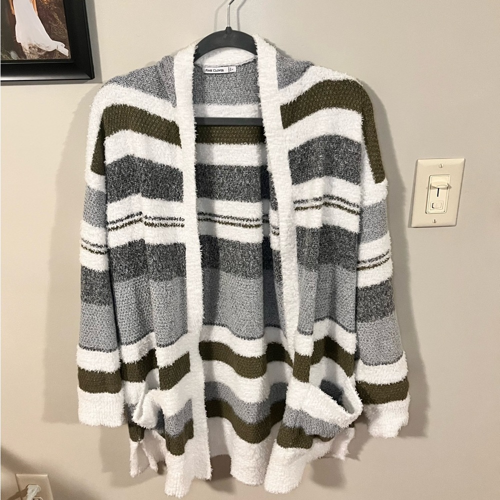 Pink Clover Millicent open sweater Cardigan size Large